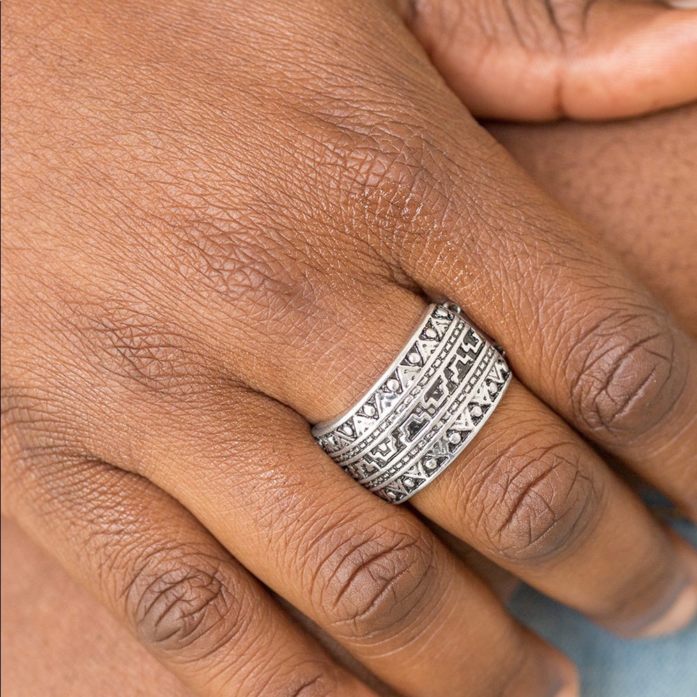 Textile Trumph silver ring